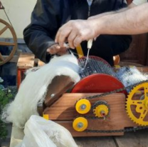 Se entregaron maquinarias a emprendedoras de los Valles Calchaquíes