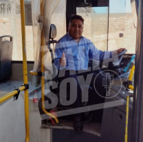 Chofer del 8C se jubiló y los pasajeros le hicieron un homenaje lleno de amor