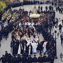Salteño en contra del "corralito" en la Procesión: "Tienen lugar de privilegio"