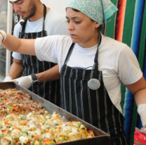 Feria gastronómica, artesanal y música por el "Día de la Diversidad Cultural"