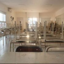 A pesar del paro de colectivos, un profesor salteño fue a dar clases en bicicleta