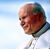 Hoy es la fiesta de San Juan Pablo II, el papa viajero