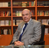 Renunci&oacute; el ministro de Seguridad Abel Cornejo