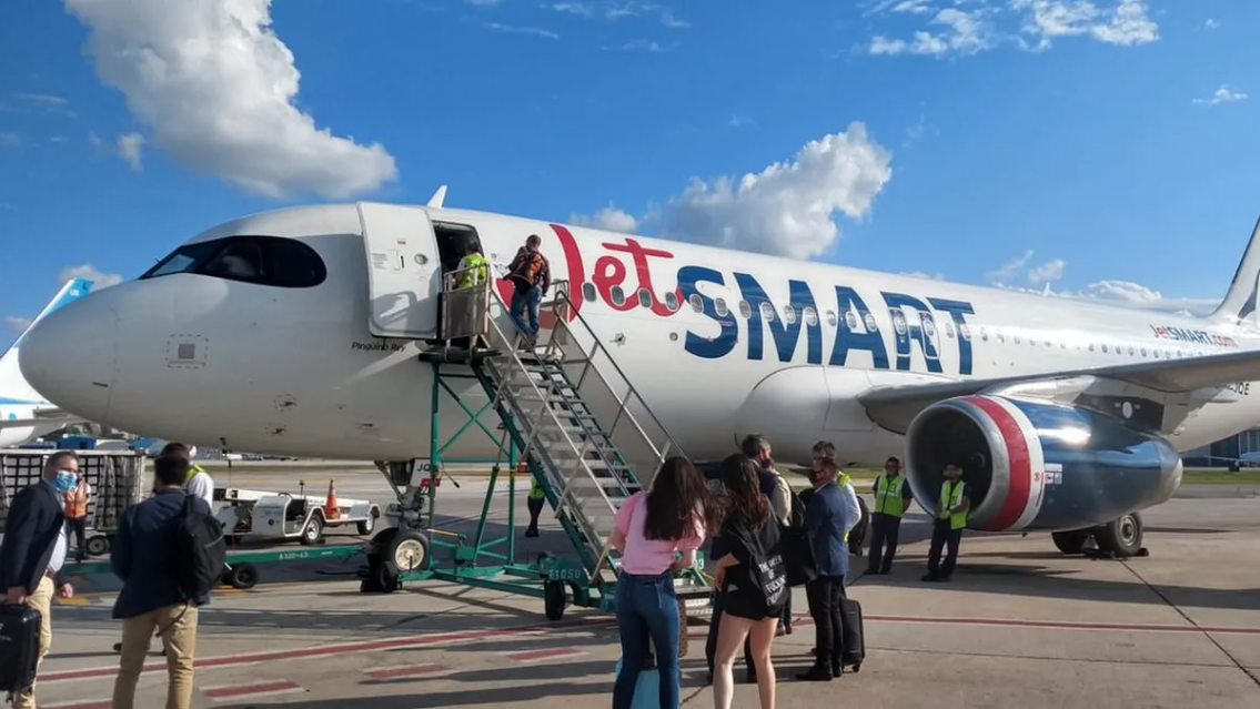 JetSmart retoma la ruta aérea entre Córdoba y Salta