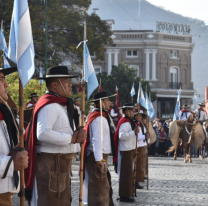 Hoy se realizará el tradicional cambio de guardia de honor en el Cabildo de Salta
