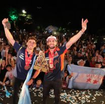 El campeón del Dakar levantó la copa en Salta