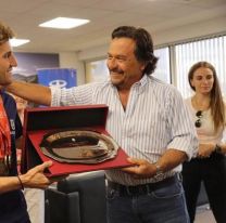 El gobernador Sáenz recibió y acompañó a los hermanos Benavides tras su regreso triunfal del Rally Dakar