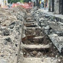 Patrimonio salteño: Encontraron durmientes en calle Balcarce