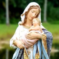 Hoy se celebra a Santa María Virgen, Madre de la Compañía de Jesús