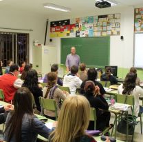 Becarios de Progresar y Manuel Belgrano de todo el país podrán aprender idiomas de forma virtual