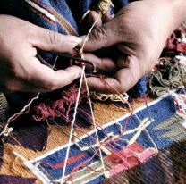 Talleres gratuitos para artesanos en el Mercado Artesanal de Salta