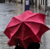 La ciudad amaneció fresca, nublada y con lluvia