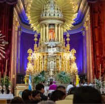 Con la entronización del Señor y la Virgen, comenzó el tiempo del Milagro