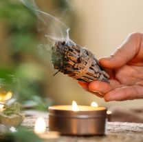 ¿Cómo sahumar la casa para atraer prosperidad, salud y éxito?