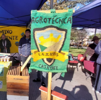 Alumnos producen "Queso Untable y Yogur de Cabra" para vender y recaudar fondos