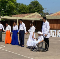 Salteñito en silla de ruedas emocionó a todos con su arte