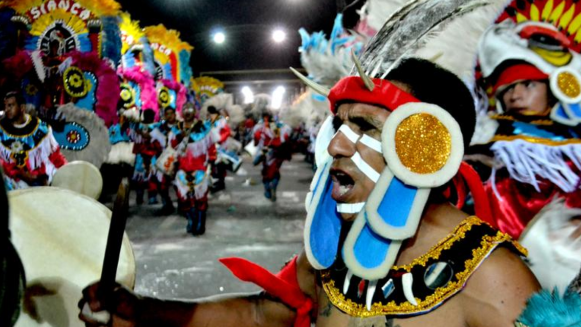 El profesor Cáseres presenta "Historia de los corsos salteños"