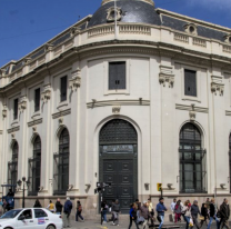 Atención salteños: el lunes no habrá atención presencial en los bancos