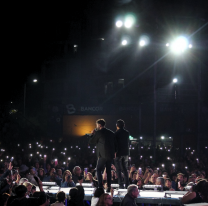 Los Nocheros brillaron en la séptima luna de Cosquín celebrando 30 Años de consagración