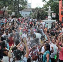 El Desentierro del Carnaval toma vida esta tarde en el Paseo de los Poetas