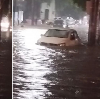 Lo que dej&oacute; la tormenta en Salta: autos varados y calles inundadas