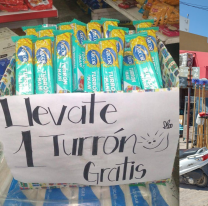 Un negocio salte&ntilde;o regala turrones a los ni&ntilde;os que iniciaron las clases 