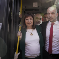Patricia Bullrich quiso viajar en colectivo pero no tenia saldo en la SUBE
