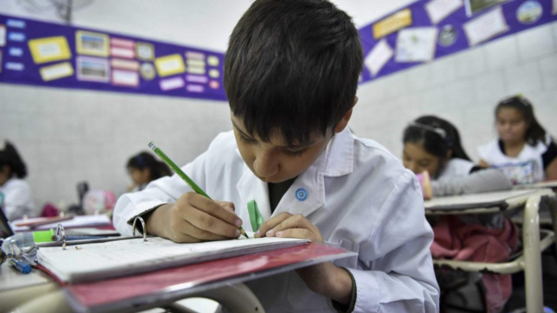 Salta retoma las horas extras en las escuelas: ¿Cómo se implementará y cuáles son los desafíos?