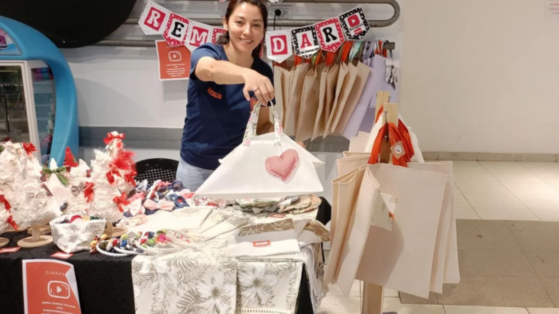 Salteñitos fabrican bolsas ecológicas en General Güemes para cuidar el medio ambiente