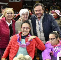El gobernador compartió en el microestadio Delmi la celebración por los 60 años de Hirpace