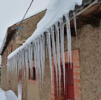 Por el fr&iacute;o extremo, no habr&aacute; clases en la zona cordillerana de Salta