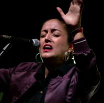 Tradición y frescura: India Menéndez renueva la emblemática "La Canastita"