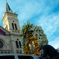 Habrán desvíos de colectivos por la procesión de la Virgen del Perpetuo Socorro