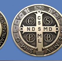 Oración para activar la medalla de San Benito y alejar a las personas negativas