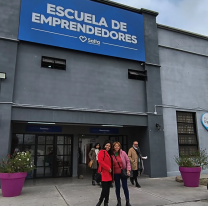 Jóvenes de Salteños se preparan para el "Emprendetón"