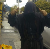 Abdul Onur esta enfermo y pide ayuda para poder alimentar a sus perros