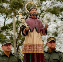 Entronizaron las sagradas imágenes de San Ramón Nonato y la Virgen del Carmen en Orán