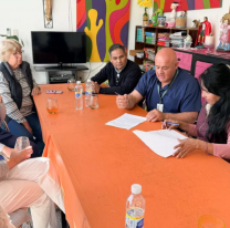 Se firmó un convenio a beneficio de los niños con tratamiento oncológico