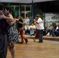 Se vine una tarde de tango y milonga en la Balcarce
