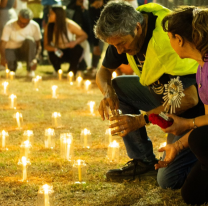 Se encendieron miles de velas en honor a los peregrinos del Milagro