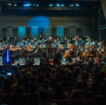 El sonido de las mejores historias llega al Teatro Provincial Juan Carlos Saravia