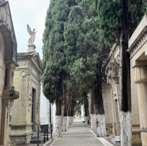 Horarios y servicios por los Días de Todos los Santos y de los Fieles Difuntos