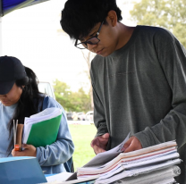 Un reconocido escritor salteño donó más de 100 ejemplares para la Suelta de Libros