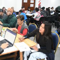 Comienzan las inscripciones para terminar el secundario con el programa Adultos 2000