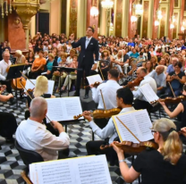 La Orquesta Sinfónica despide diciembre con celebración y cultura