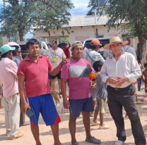 Navidad solidaria en el Chaco Salte&ntilde;o: la Fundaci&oacute;n del Chaque&ntilde;o Palavecino reparti&oacute; bolsones