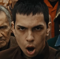 "Bajo de la piel" de Milo J, ganó el premio a Mejor Video en los Video Prisma Awards