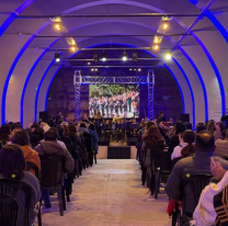 La Banda Municipal festejó sus 40 años en una noche llena de emoción y música