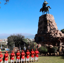 Los Infernales custodiarán el descanso eterno de Güemes en la Catedral de Salta